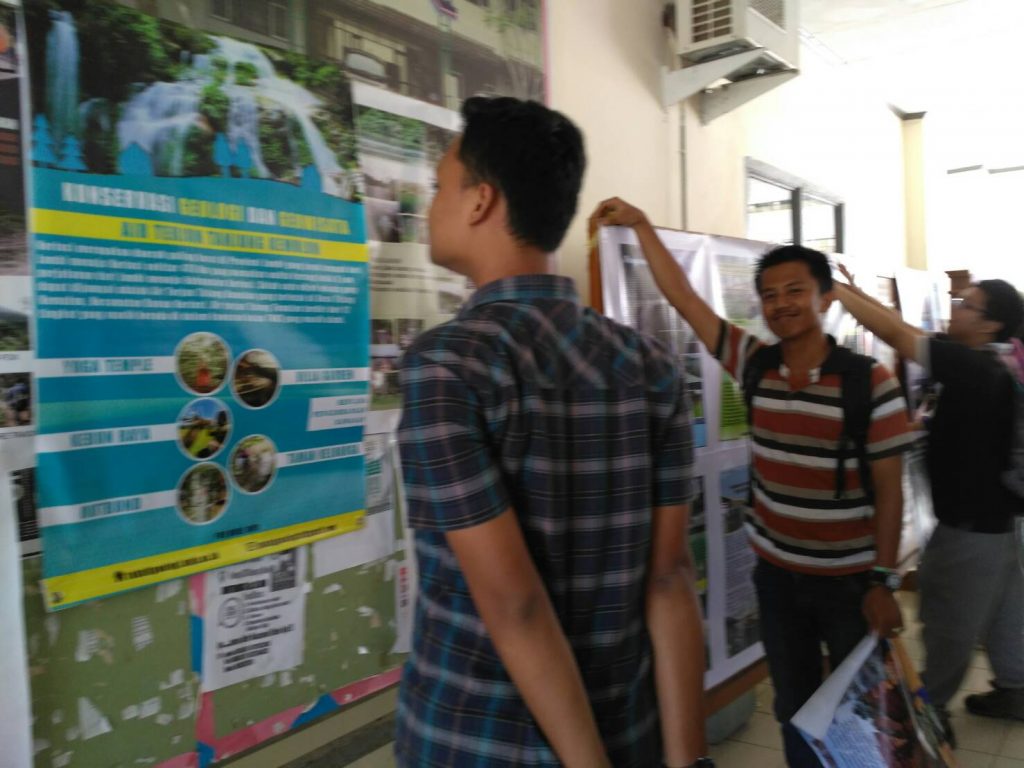 Demo Poster Geowisata Provinsi Jambi oleh Mahasiswa Teknik Geologi