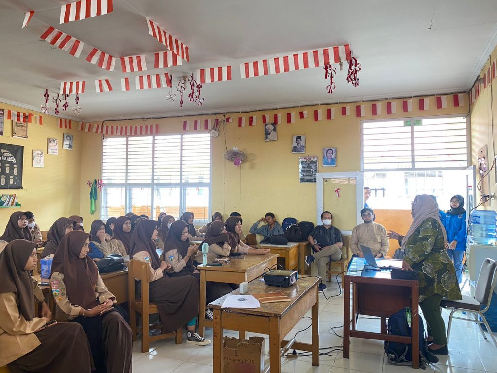 Geopark Goes To School